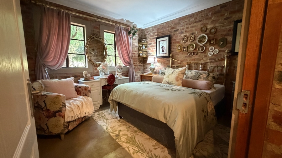 4 Bedroom Property for Sale in Viljoenskroon Rural Free State